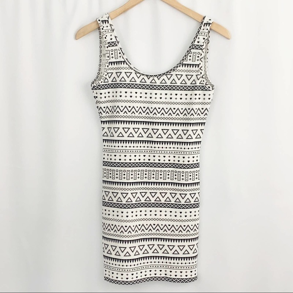 Cyn by Cynthia Mehra Black & White BodyCon…